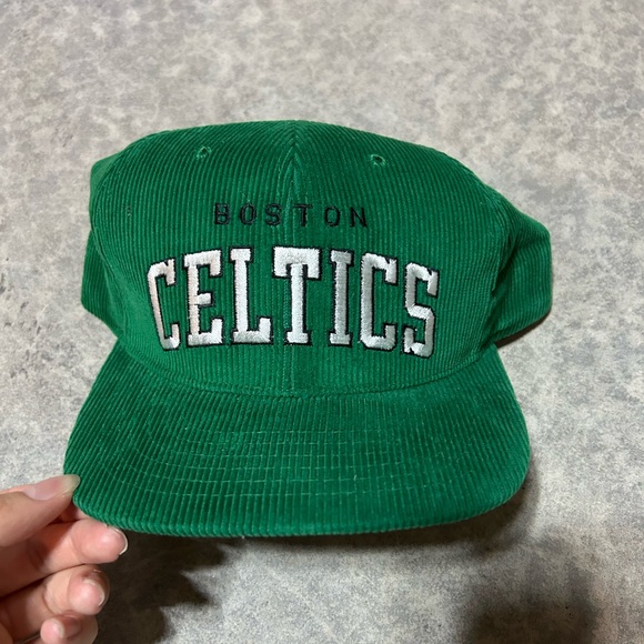 Vintage Boston Celtics hat - Picture 1 of 4